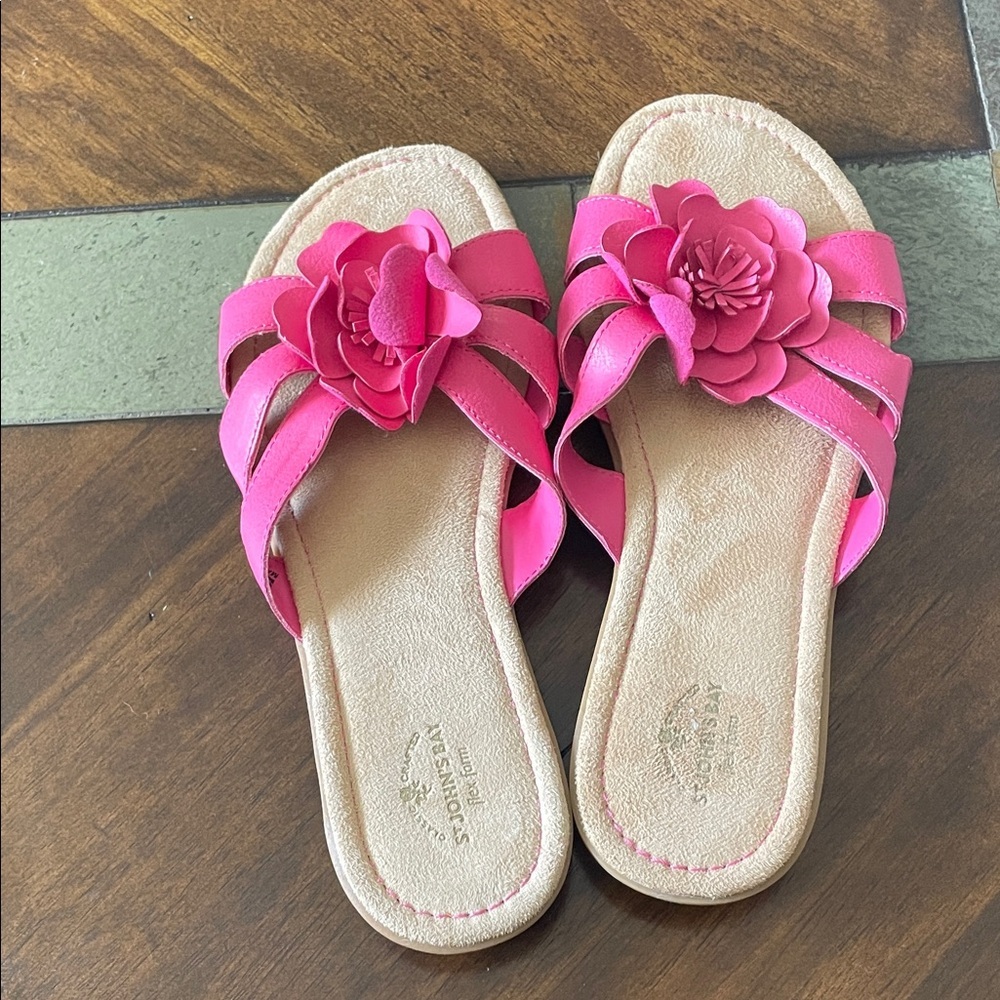 St. John's Bay Pink Floral Sandals
